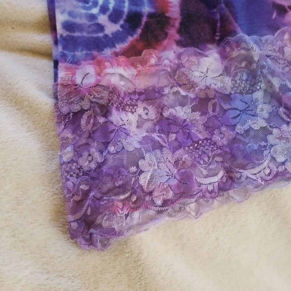 Tank - Picture 2 of 4